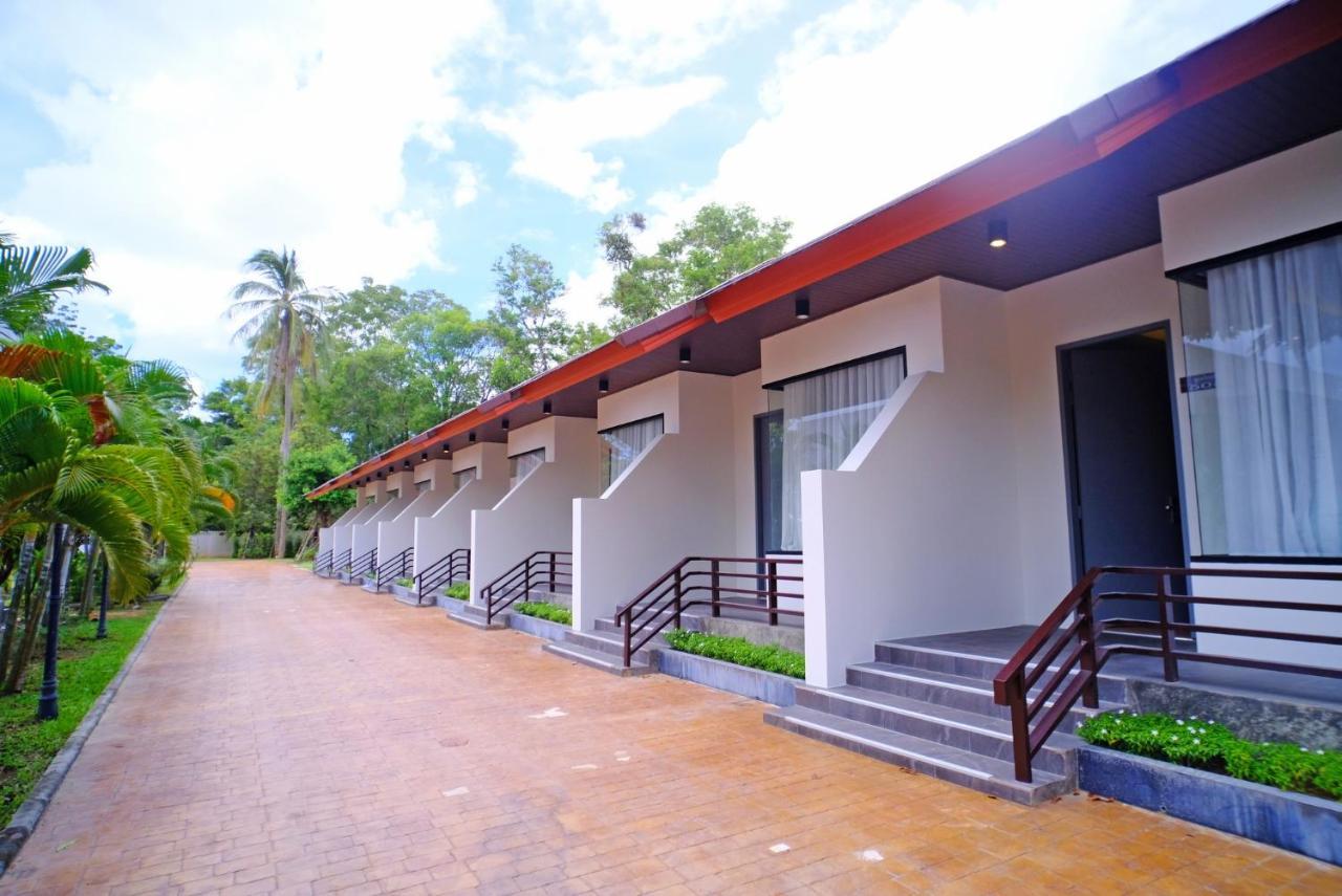Rnana Grand Hotell Phang Nga Eksteriør bilde